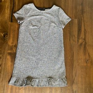 Multi-colored short-sleeve dress with ruffle hem